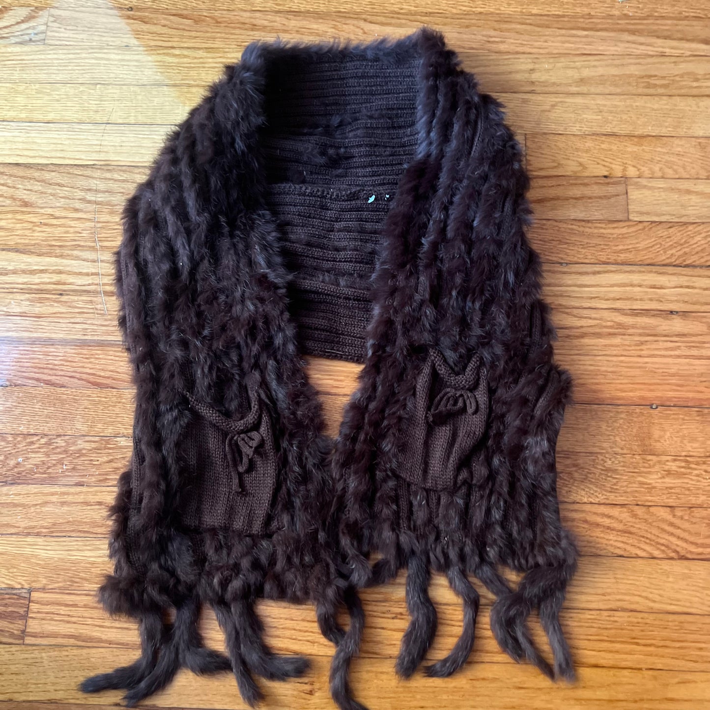 Rabbit fur knit sleeveless cardigan