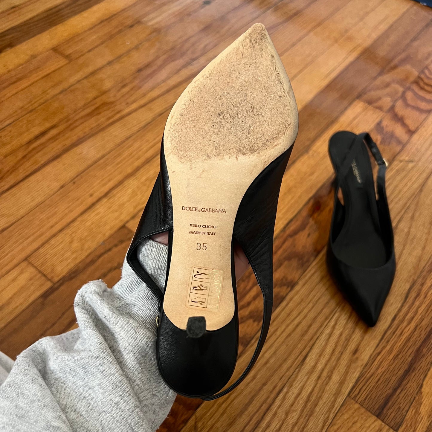 Dolce & Gabbana leather kitten heels
