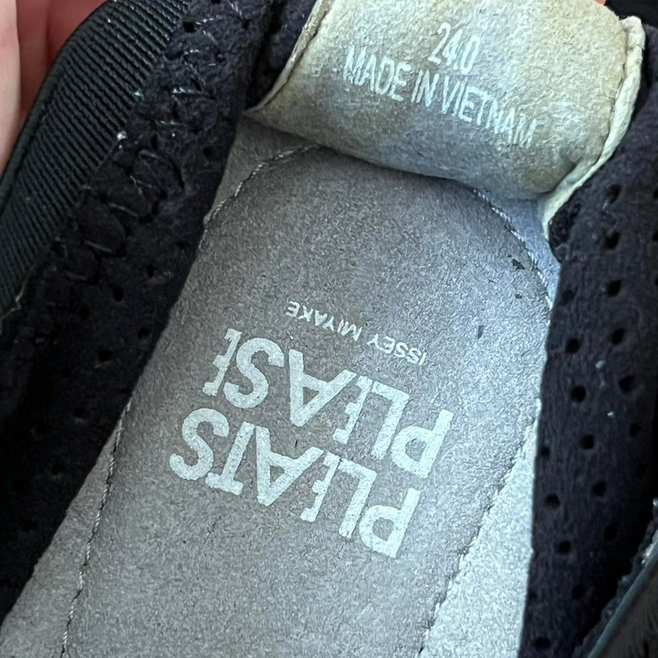 Issey miyake perforated ballet flats