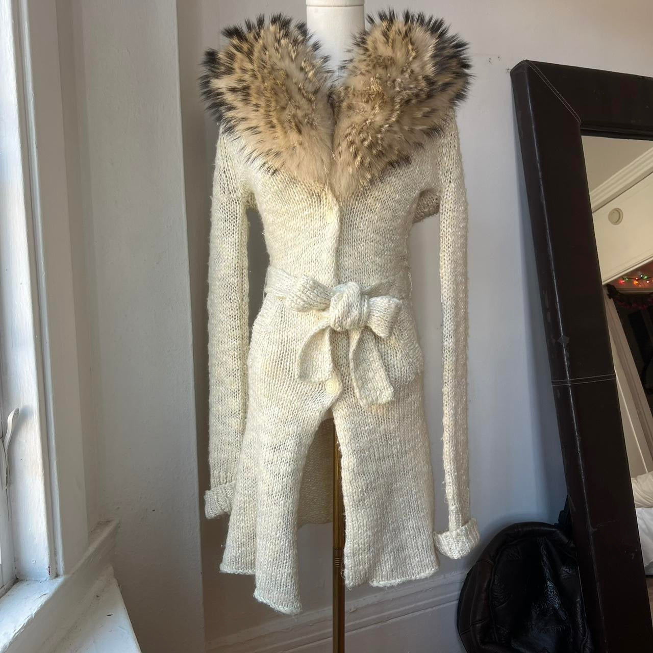 Racoon fur collar cardigan