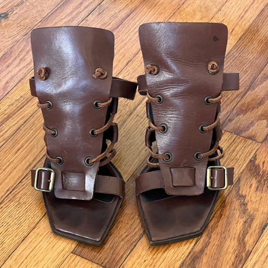 Leather heeled sandal