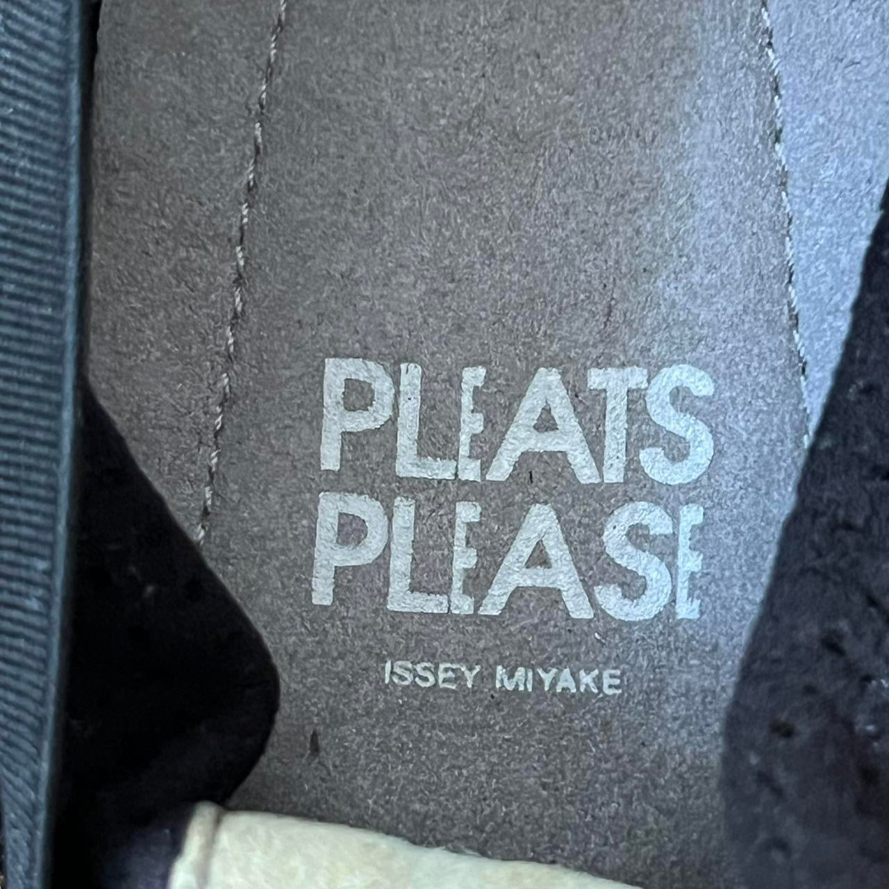 Issey miyake perforated ballet flats