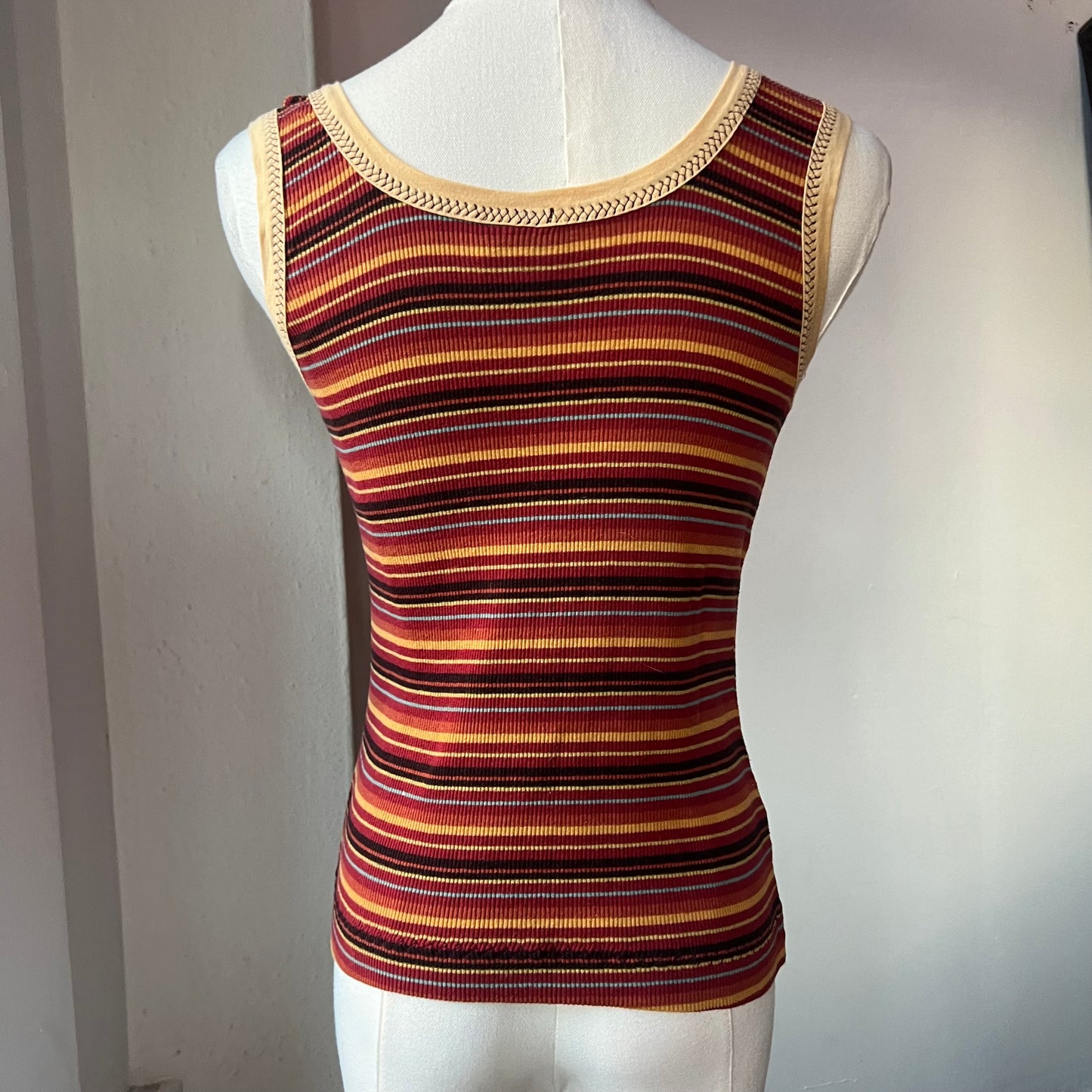D&G striped tank